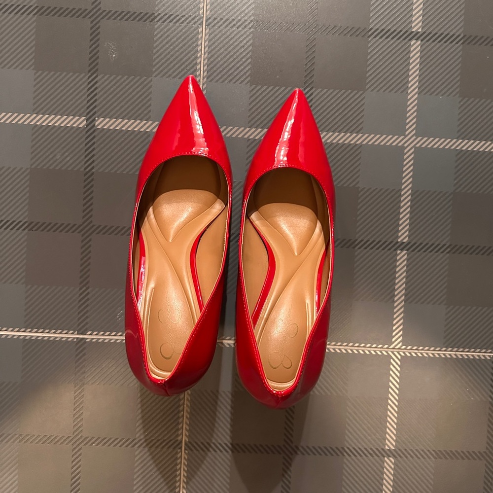 Jessica Simpson Nettles Red Patent Heels - Picture 4 of 10